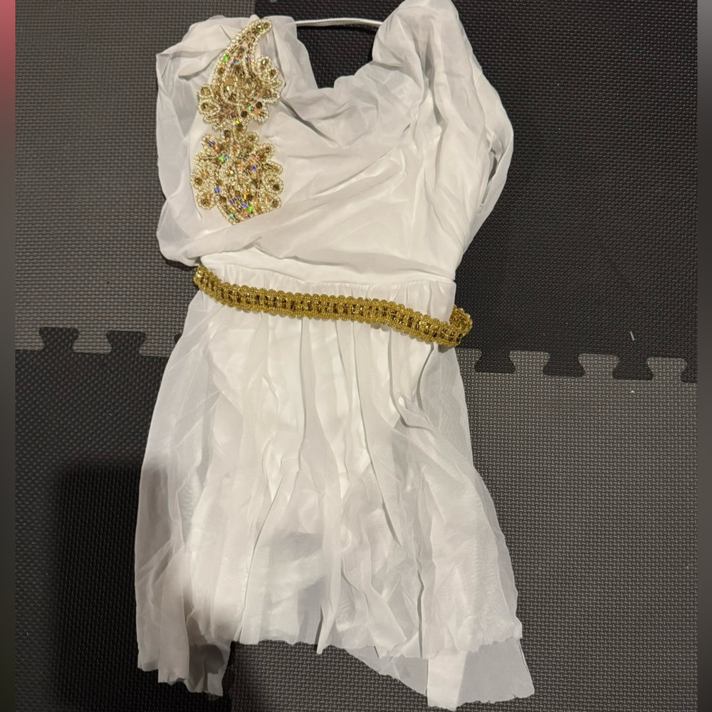 Belera intermediate child dance costume